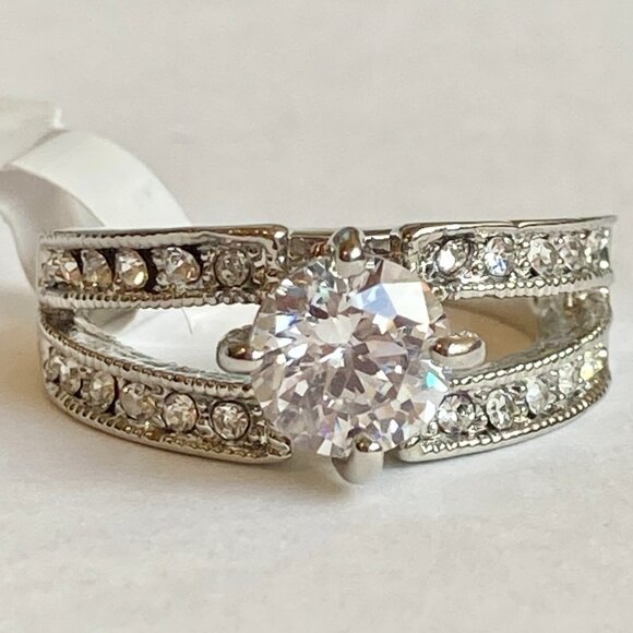 Vintage Silver Cubic Zirconia Cocktail Engagement Ring Size 6 7 8 9 RhodiumPlate - Picture 3 of 15